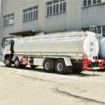 HOWO 8x4 25000litres capacity fuel tank
