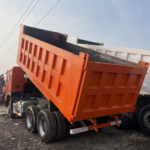 Howo 10 Wheels 375 HP Dump Truck