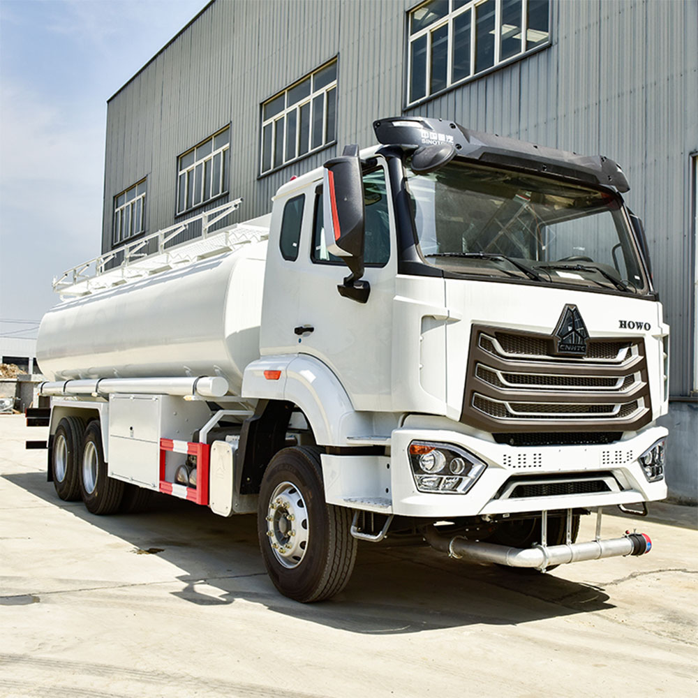HOWO 20000 liters capacity 6x4 fuel tank truck