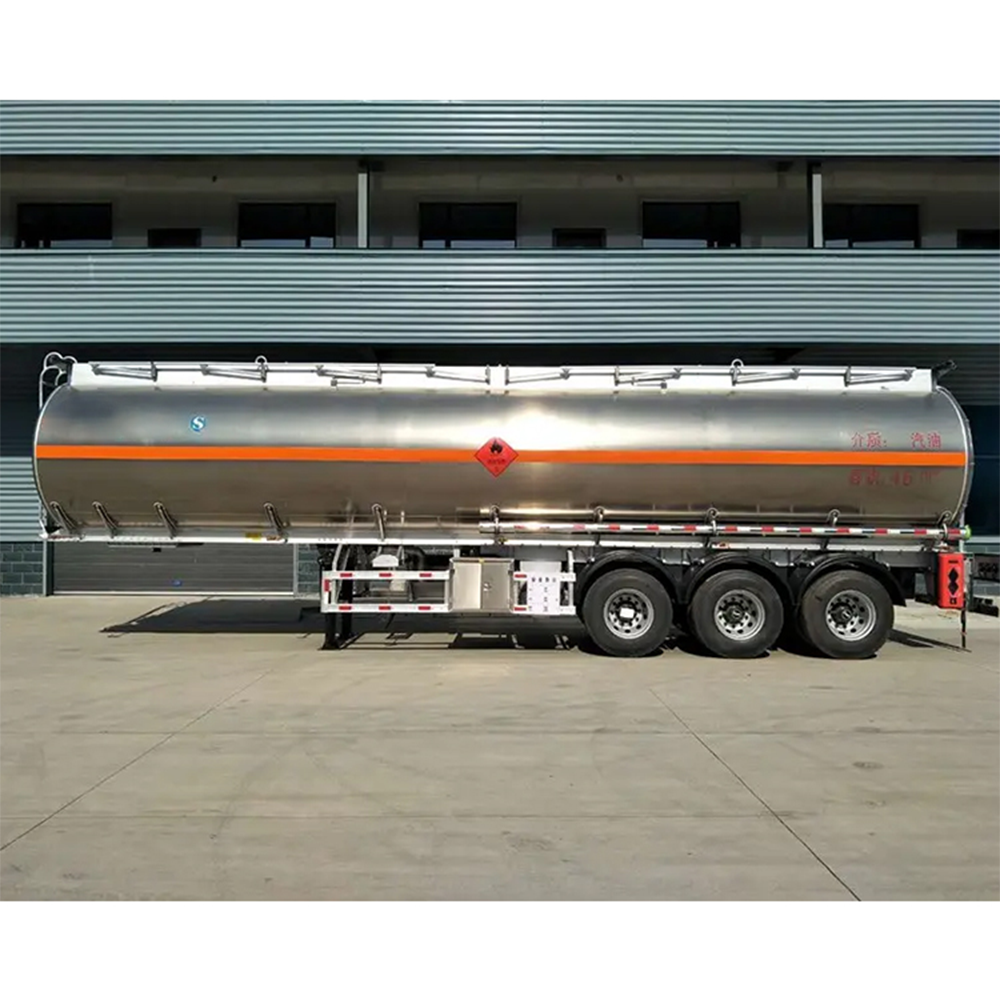 3 Axle 40000 Liters Oil Fuel Tanker