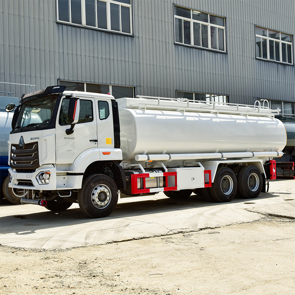 HOWO 20000 liters capacity 6x4 fuel tank truck