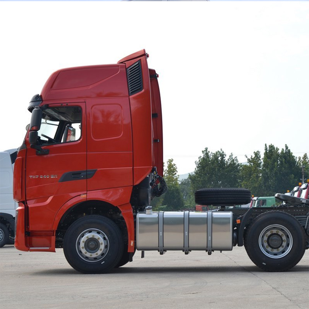 HOWO TH7 heavy truck 540HP 6X4