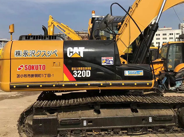 CAT 320D excavator with high performance, ideal for construction projects, featuring a powerful engine.
